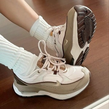 【蛇年最高折233】NIKE 休閒鞋 WMNS AIR MAX BLISS 白奶茶 美拉德 氣墊 女 FV3637-070