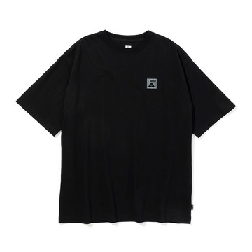 日本限定 POLER SUMMIT RELAX FIT TEE 經典LOGO舒適寬版短T / 黑