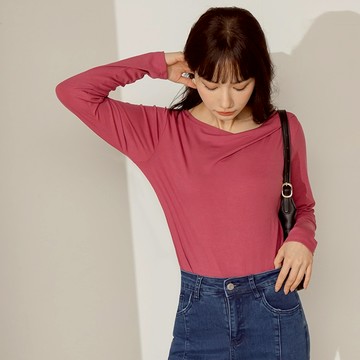 OB嚴選 莫代爾船領抓褶長袖上衣 《AB17669》大尺碼/女裝/現貨