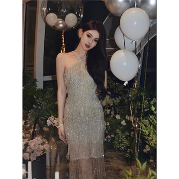 (免運)party小禮服高級感輕奢名媛氣質重工亮片閃閃流蘇性感掛脖連衣裙