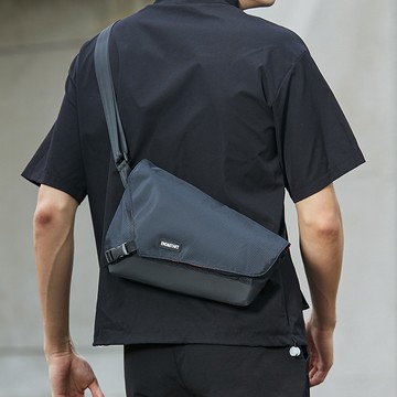 機能郵差包 滿599免運 肩背包 側背包 單肩包 胸包 小背包 手機包 休閒背包 男包 女包 START 魔法巷