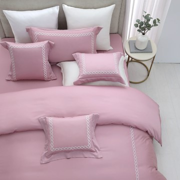 雙人兩用被套加大床包組/ 天絲棉300織 純色刺繡/ 野玫粉 [鴻宇] 台灣製 - 2363