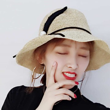 《韓國進口.正韓─羽毛珍珠造型帽.遮陽帽.草帽》現貨   (鐵絲帽簷、內圍可調整)