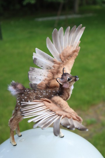 鹿翼幻想動物填充玩具！可擺姿勢的藝術娃娃