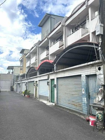 近88快速道路/全新整理五房車墅/低總價首選｜屏東縣萬丹鄉頂本路