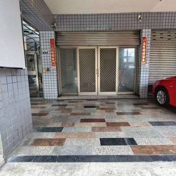 永康國中住商用權狀1＋2樓店出售（專）｜台南市永康區四維街