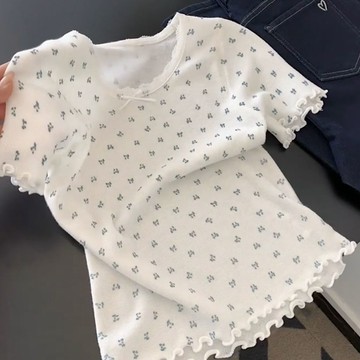 佰分佰/150kg內可穿/大尺碼女裝/夏裝/碎花上衣/蕾絲花邊/木耳邊/設計感/短袖T恤/寬松/遮肚/短袖上衣