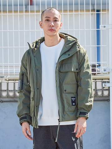 手臂口袋貼章連帽防風鋪棉厚外套