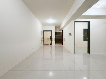 五福國中學區｜全新敦品超大2房2衛浴平車｜高雄市新興區八德一路