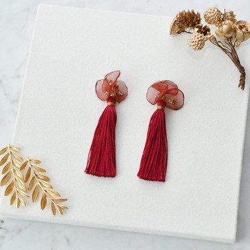 雪紡花朵吊飾耳環 / 酒紅色