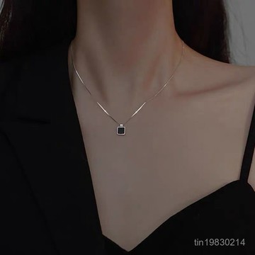 🔥限時下殺🔥925純銀項鏈女輕奢小衆高級潮酷辣妹ins學生不掉色永久方塊吊墜