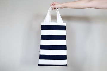 之間 / 肩背手提袋 / 小眉毛工作室