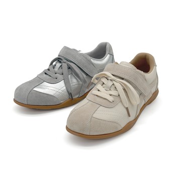 真皮 德訓協 休閒鞋 潮流光影真皮復古德訓休閒鞋ROBINLO (KAJAL 冰霧銀/柔雲米白)
