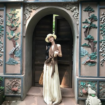 波西米亞風掛脖上衣女 度假風條紋褲子女 小眾無袖上衣 長版背心女 掛脖上衣 闊腿褲女 咖色上衣 休閒套裝女 夏天女裝