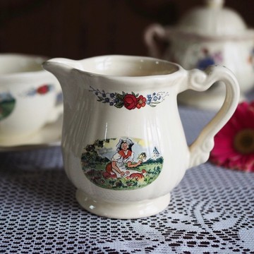 二十世紀法國古董 Sarreguemines 牛奶壺