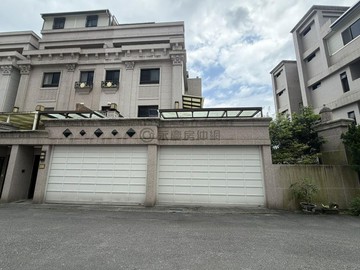 近慈濟大地坪大面寬雙車庫電梯霸氣豪宅｜花蓮縣花蓮市建國路二段