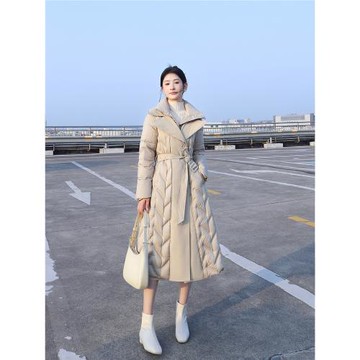 歐貨卡其色西裝領羽絨服女長款2024冬新款氣質收腰顯瘦白鴨絨外套