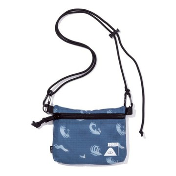 日本限定 POLER STUFFABLE POUCH 2024新版輕便袋收納包 / 衝浪藍