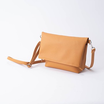 小折口包 / 郵差包 - 牛奶糖