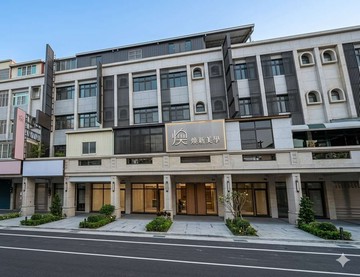 仁武、鳥松家具街*臨路透天4樓店住/屋況佳｜高雄市仁武區鳳仁路