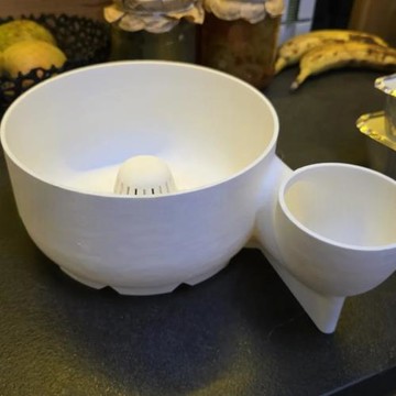 Automatic vegetable and fruit washer自動蔬菜和水果清洗器清潔