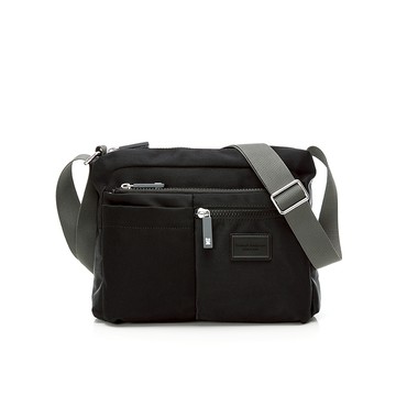 【金安德森】輕甜旅程 多功能隔層斜側包-黑色