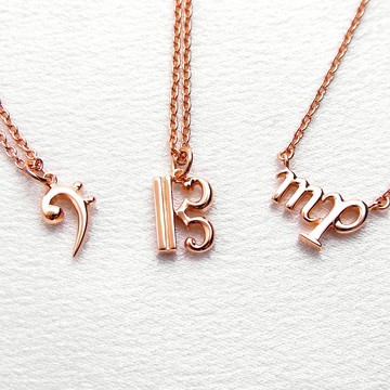 粉紅金音樂符號吊墜