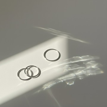 𝐁𝐥𝐮𝐞.𝐖𝐨𝐧𝐝𝐞𝐫｜現貨｜基礎款純銀細戒｜C061 S925純銀戒指 戒指女 尾戒 疊帶戒指 韓系戒指 日系戒指