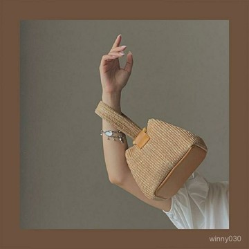 💛限時下殺💛【2139人收藏】少女凹造型可愛手提草編包2022新款小衆個性度假風鏈條單肩編織包