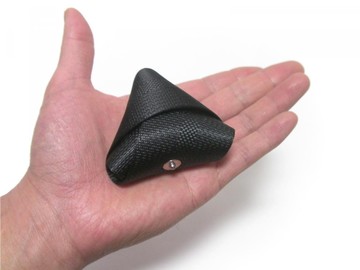 拓撲學家的硬幣錢包 OMSUBI