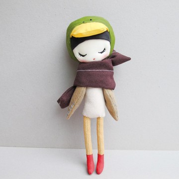 綠頭鴨精靈(眼睛看下方微笑著)