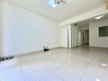 亞灣漢神流行音樂中心大室內公寓一樓｜高雄市苓雅區苓雅二路