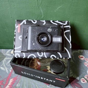 專業相機店 不能用的 Lomo'Instant  零件機 擺飾 道具
