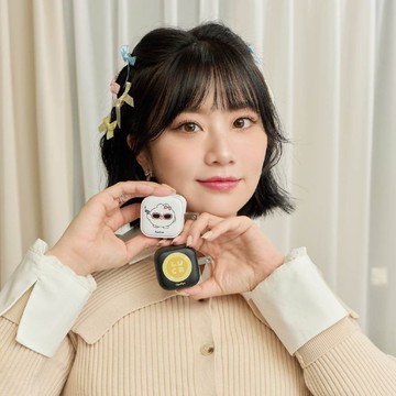 焦凡凡我在盯著你GaN 45W Type-C雙孔充電頭