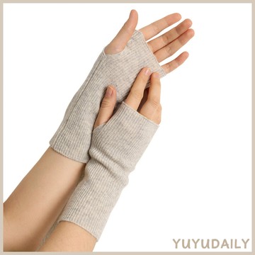 台灣出貨 半截手套 羊毛手套 蠶絲手套 日本保暖半截手套 保暖手套薄款室內打字防寒男女兒童半指學生秋冬 小手女生手套