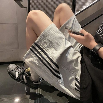 冰絲速幹短褲男夏季薄款條紋短褲ins美式工裝褲運動復古五分褲潮運動短褲 短褲男 涼感短褲 大尺碼短褲 冰絲短褲 夏季速乾