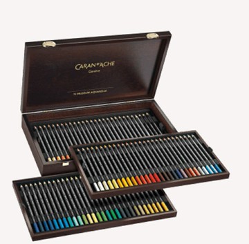 瑞士 CARAN D'ACHE 卡達 MUSEUM 博物館級水性色鉛筆80色 木盒3510.476【APP滿額下單10%點數(單一帳號最高5000點)】1/31止