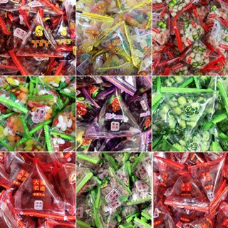 ??現貨 零食物語 芥末豌豆 水果風味QQ糖 仙楂丸 梅子葡萄乾 雷根糖 米果巧克力 葡萄乾 大溪小豆丁 辣味 三角包零食