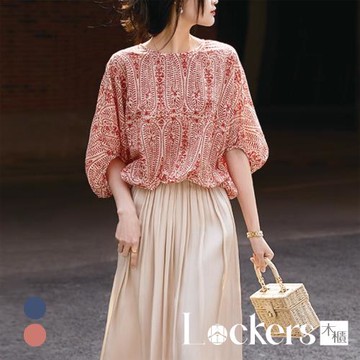 【Lockers 木櫃】夏季碎花蝙蝠袖後蝴蝶結上衣 L112052901