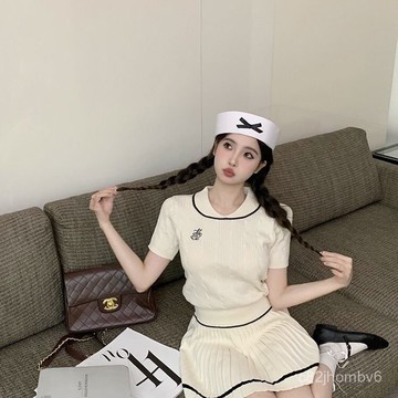 針織套裝春季娃娃領長袖短款上衣 女兩件套學院風高腰a字百褶短裙 女裝 日系女裝 韓國女裝 小香風女裝 出遊套裝 顯瘦套裝