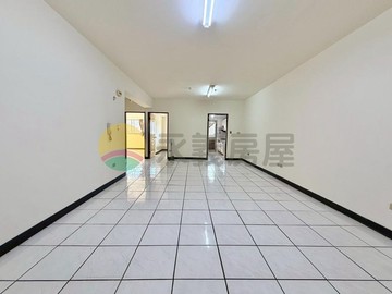 佛系學哥大里蛋黃區｜室內34坪大三房｜8XX｜台中市大里區大明路