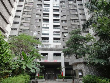 內壢車站陸光國宅四房+平面車位｜桃園市中壢區陸光六街