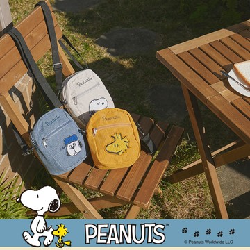 SNOOPY x Kiiwi O! 聯名款．復古隨行斜背袋 史努比