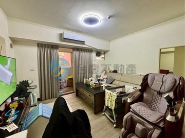 【鄰水湳14期聖府晶華｜樹梢戶大三房＋平面車位】｜台中市北屯區后庄北路