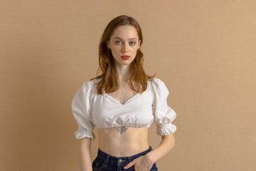 奧地利巴伐利亞啤酒節蒂羅爾純棉刺繡傳統短版上衣 7466