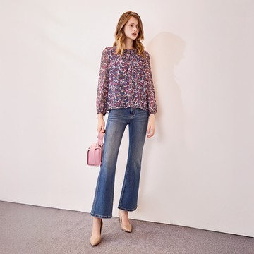 水洗修身喇叭牛仔褲