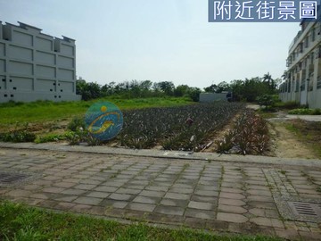 小港大坪頂商二臨路面寬美建地｜高雄市小港區坪鳳段
