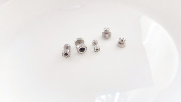 個性系列* 水晶鑽不鏽鋼耳環* 針耳環/磁鐵耳環