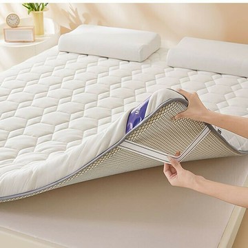 【台灣出貨】 針織牛奶絲床墊 單人床墊 床墊 軟床墊 厚床墊 榻榻米 宿舍好物 單人加大 雙人床墊 宿舍必備 床墊