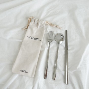 JIN CHA GOD-束口袋餐具組 我們愛因神先愛我們/基督/福音